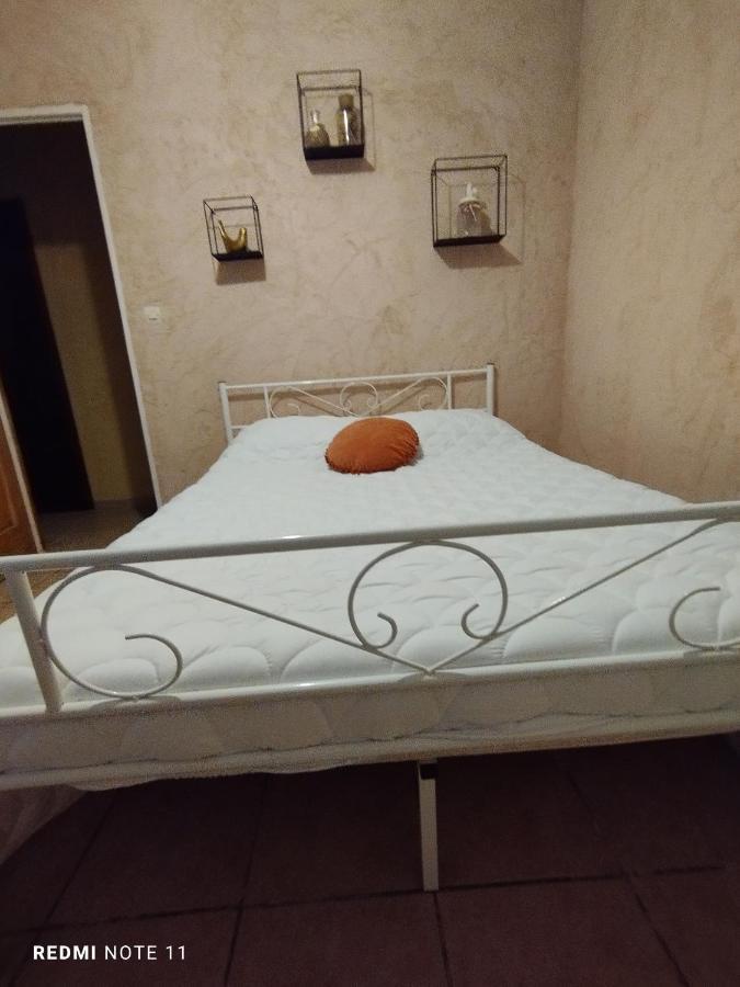 Chambre D Hotes En Provence, Au Pied Du Luberon, Les Coquelicots La Tour-dʼAigues 외부 사진